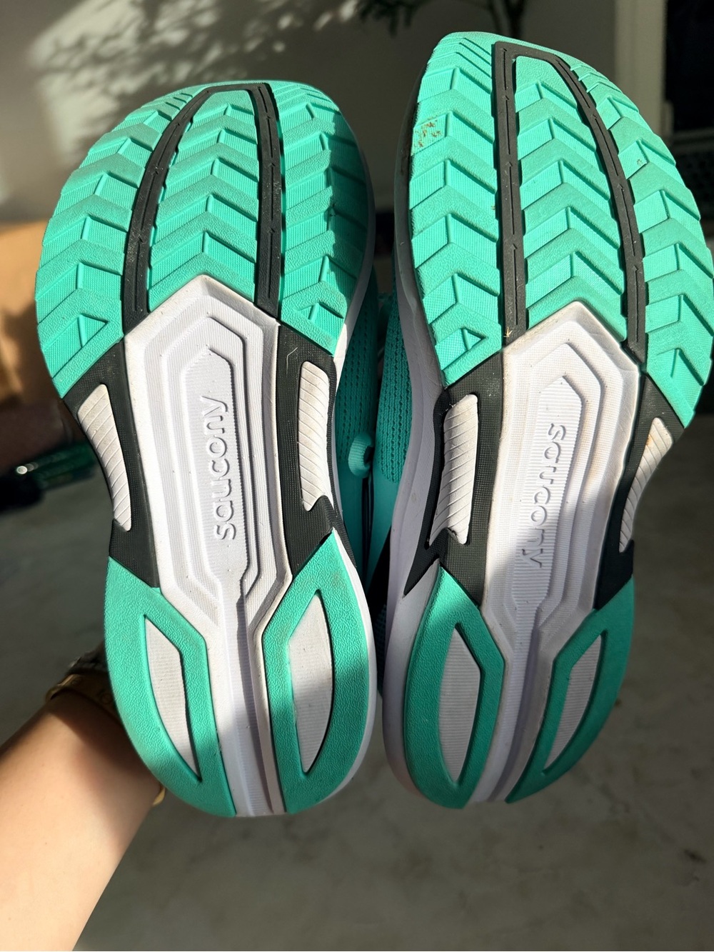 Saucony Women's Teal/Aqua Running Shoes with Black and Yellow Accents - Picture 5 of 5